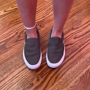 Olive green suede vans size 3.5 mens or 5 women’s.